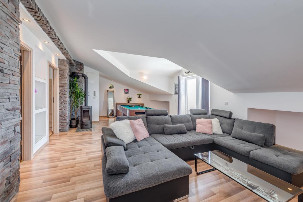 Apartman Summer Orchid - Spacious Duplex By The & Ps5 Stobreč